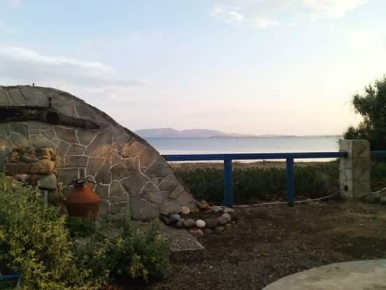 Beach Lichna Líkhna Exterior photo